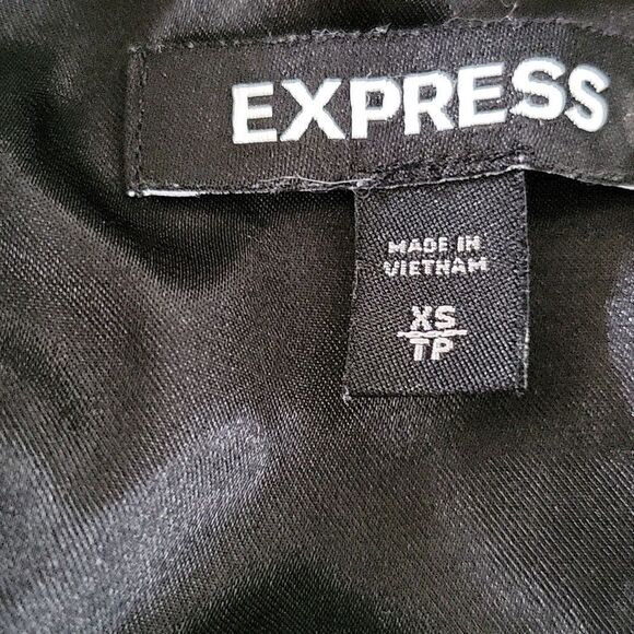 EC EXPRESS EYELET LACE ROMPER W/ ELASTIC WAIST SZ.XS - Picture 5 of 7